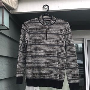 A roots pullover hoodie